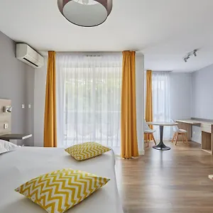 Aparthotel Odalys Aix En Provence Le Clos De La Chartreuse